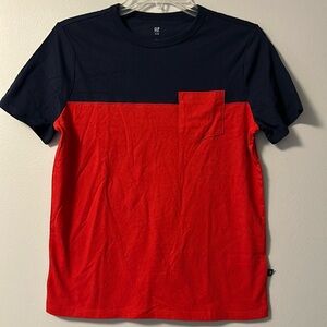 Gap Kids 14/16 boys - like new T-shirt - super soft